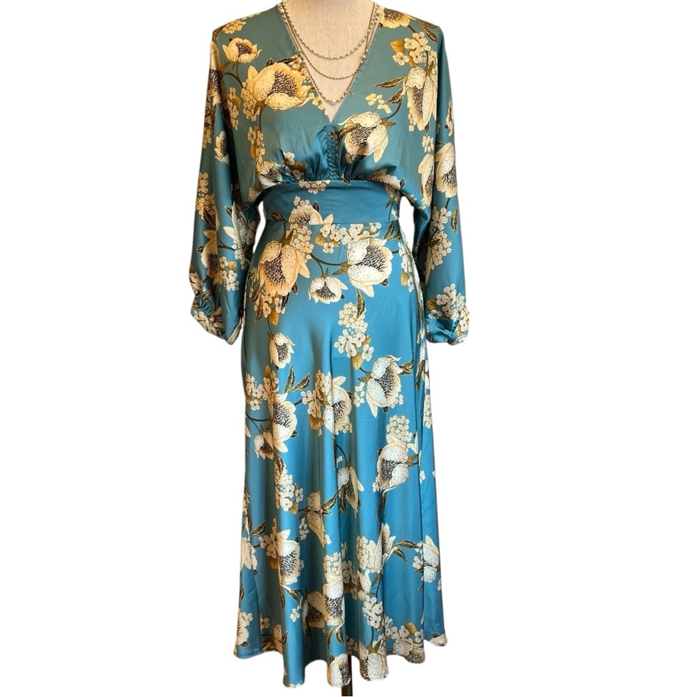 Baltic Born Blue Floral Satin Long Sleeve Midi Dress Size Small